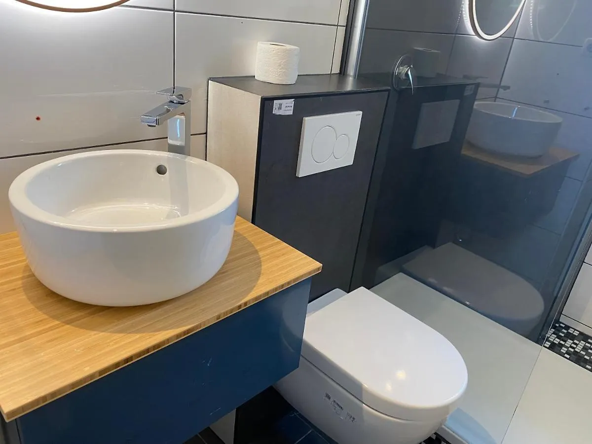 Hotel Petite Koenigsallee Self Check-In Düsseldorf